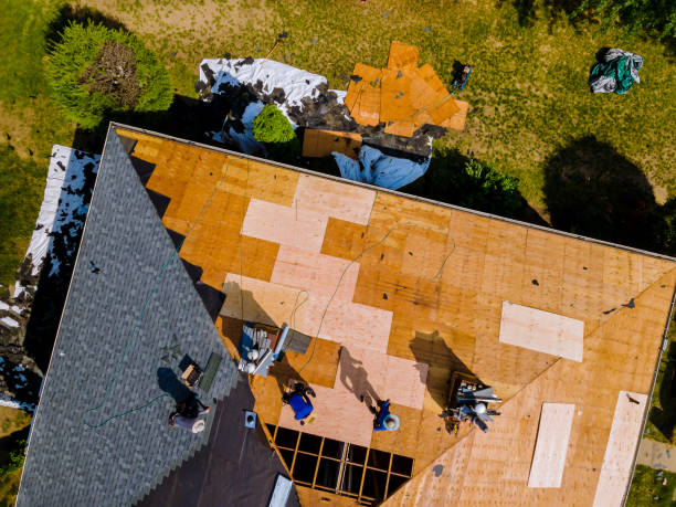 Best Shingle Roofing Installation  in Delafield, WI